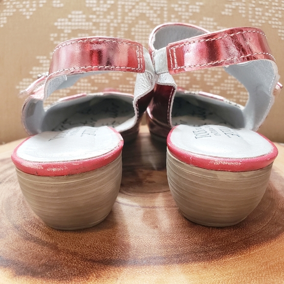 UTV | FEMININE MARY JANE METALLIC ROSE SNAKESKIN - Picture 11 of 15